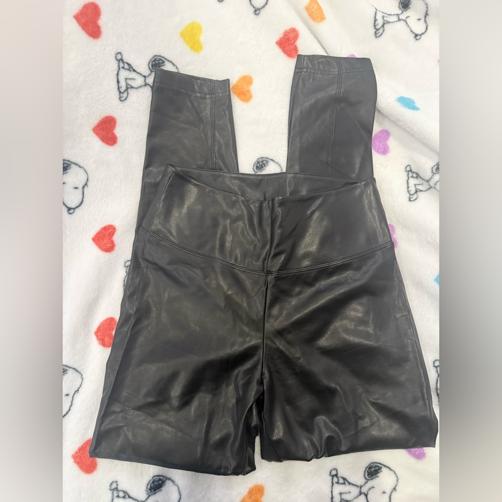 White House Black Market Black Leggings